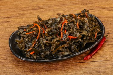 Havuçlu ve susamlı yosun kabağı.