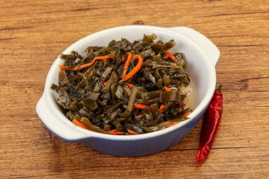 Havuçlu ve susamlı yosun kabağı.