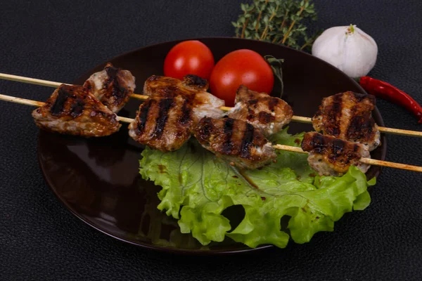 Pork Kebab Skewers Plate Salad Leaves Tomatoes Served Thyme Garkic — Stock Photo, Image