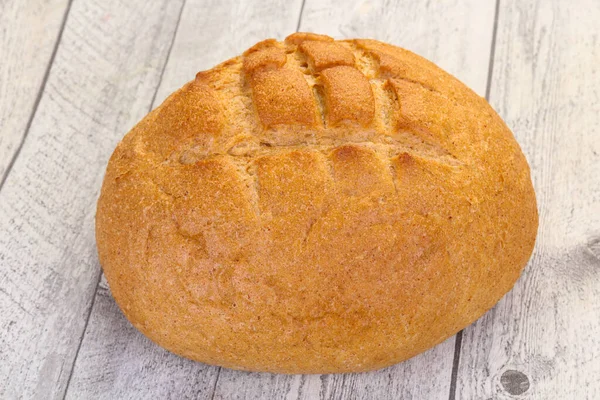 Heißes Leckeres Hausgemachtes Krustenbrot — Stockfoto