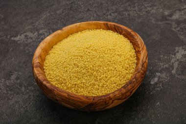 Yemek pişirmek için klozette çiğ öksürük yığını