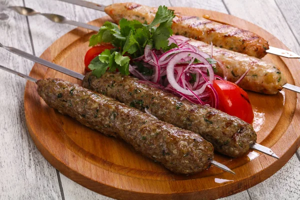 Rind Und Hühnerkebab Aus Hackfleisch — Stockfoto