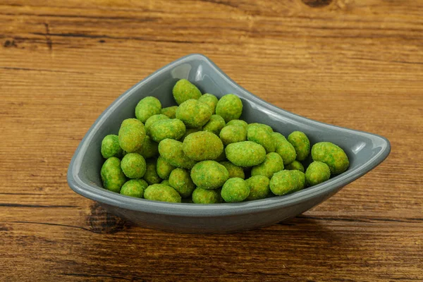 Kryddig Wasabi Jordnötter Mellanmål Skålen — Stockfoto