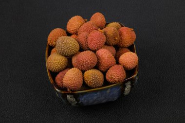 Kasede tropik meyve likörü