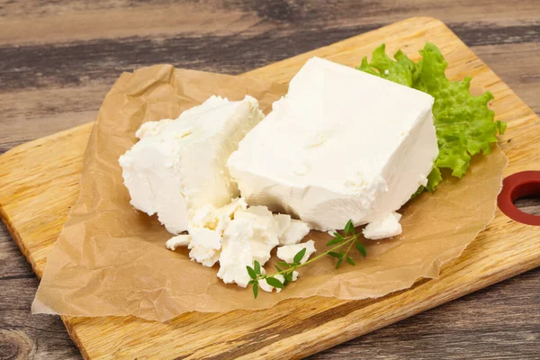 Feta Tradizionale Greca Formaggio Morbido Nel Piatto — Foto Stock