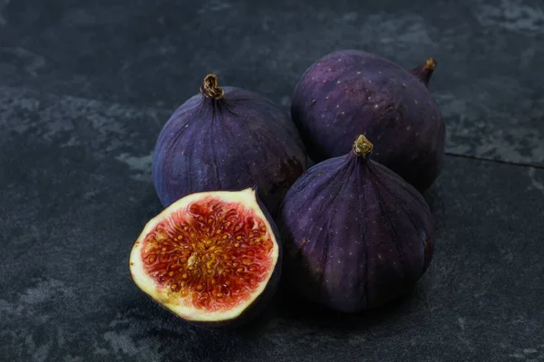 Ripe Sweet Fresh Sliced Fig Fruit — Stock Photo, Image