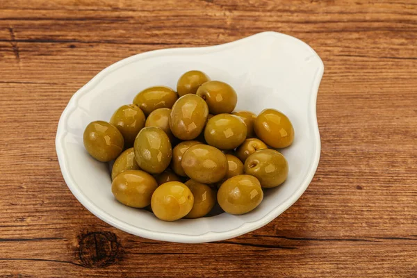 Green Pickled Olives Heap Bowl — Stock Photo, Image