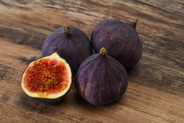 Taze taze taze incir meyvesi.