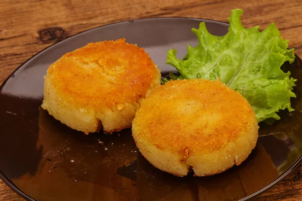 Cuisine Végétalienne Côtelette Pommes Terre Rôtie Dans Assiette — Photo