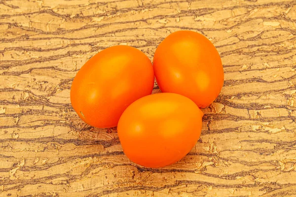 Vegetais Saborosos Tomate Amarelo Heap Sobre Fundo — Fotografia de Stock