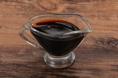 Asya mutfağı. Kasede soya sosu.