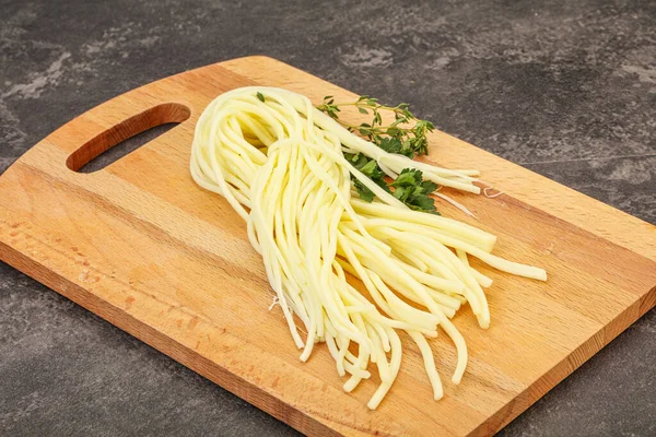 Chechil Spaghetti Cheese Snack Board — Stok Foto