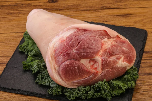 Raw Big Pork Knuckle Cooking — Stock Photo, Image