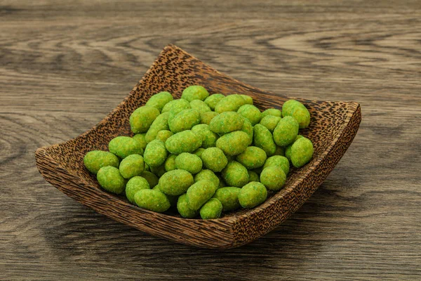 Kryddig Wasabi Jordnötter Mellanmål Skålen — Stockfoto