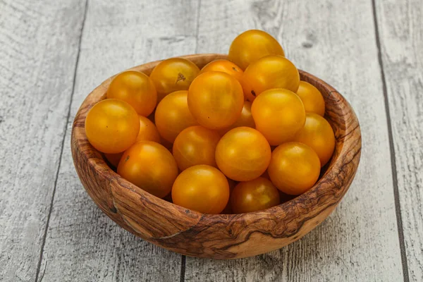 Fresh Yellow Tasty Cherry Tomato Heap — Stock Photo, Image