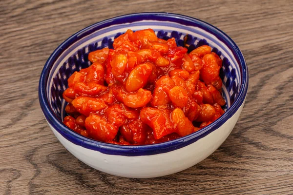 Domates soslu ve biberli fırında böbrek.