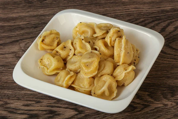 Ryska Traditionella Dumplings Med Kött Och Kryddor — Stockfoto