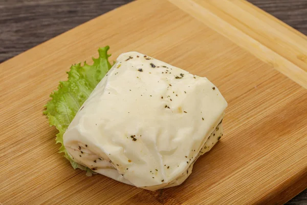 Queso Halloumi Griego Con Menta Para Asar —  Fotos de Stock