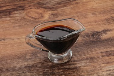 Asya mutfağı. Kasede soya sosu.