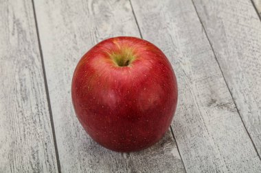 Bekar Kırmızı tatlı elma meyvesi