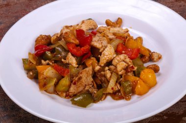 Asya mutfağı - Sebzeli kızarmış domuz eti