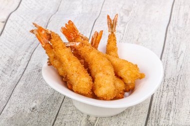 Asya tarzı - tempura içinde kaplan karidesi