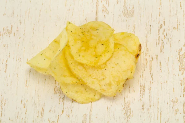 Natural Yuong Potato Salted Chips Heap — Stock Photo, Image