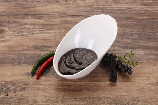 Et için baharatlı karabiber sosu.