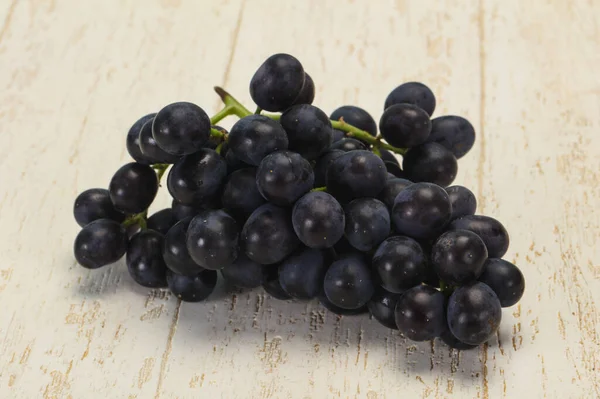 Frische Reife Süße Rote Trauben Zweig — Stockfoto