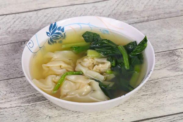 Asiatische Traditionelle Wonton Suppe Mit Kräutern Und Gewürzen — Stockfoto
