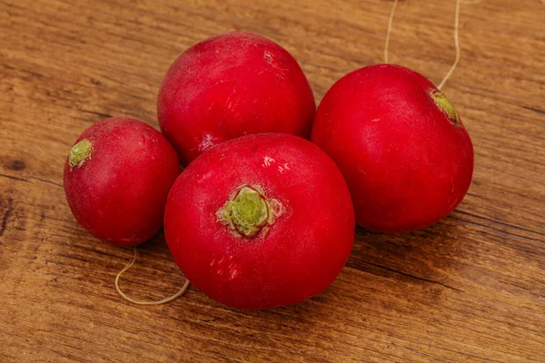 Ripe Fresh Radish Heap Wooden Background — Stock Photo, Image