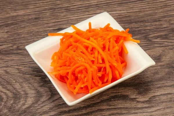 Baharatlı Kore havucu kasede