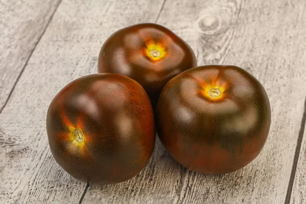 Black Tasty Juicy Kumato Tomato Heap — Stock Photo, Image