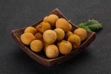 Tropikal meyve sepeti