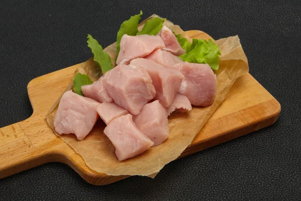 生新鮮な豚肉の肉キューブ調理の準備ができて — ストック写真