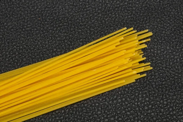 Trockene Rohe Spaghetti Bereit Für Bowling — Stockfoto