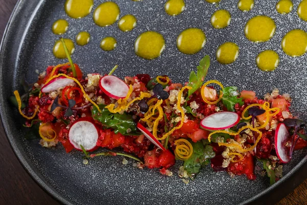 Ensalada Verduras Con Aceite Oliva Hierbas — Foto de Stock