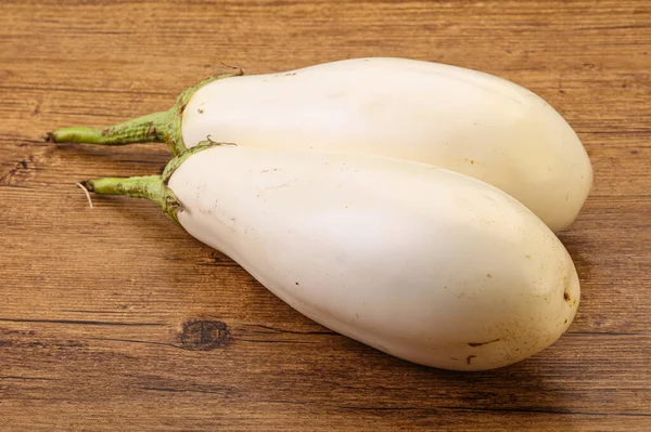 Rijpe Smakelijke Witte Biologische Aubergine Aubergine — Stockfoto