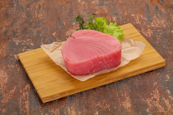 Bife Atum Cru Pronto Para Cozinhar — Fotografia de Stock