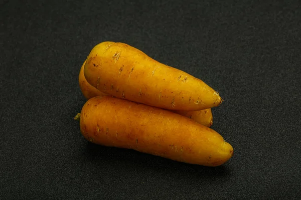 Natuurlijk Veganistisch Voedsel Rauwe Gele Wortel — Stockfoto