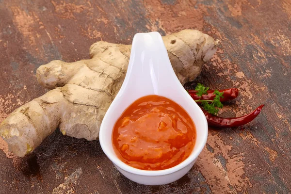 Zázvorová Chilli Omáčka Kořenem Pepřem — Stock fotografie