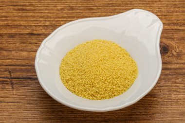 Yemek pişirmek için klozette çiğ öksürük yığını