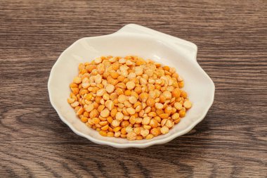 Kavanozda pişirmek için kuru bezelye