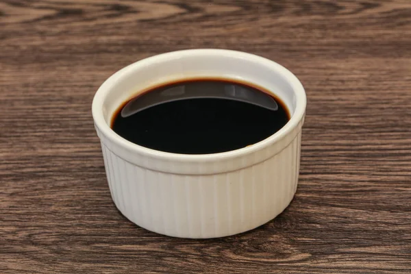 Asya mutfağı. Kasede soya sosu.