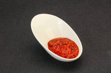 Kasede acı domates sosu