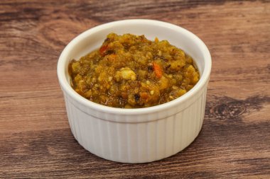 Kasede biberli yeşil baharatlı sos.