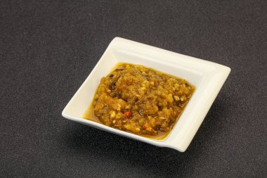 Kasede biberli yeşil baharatlı sos.