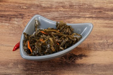 Havuçlu ve susamlı yosun kabağı.