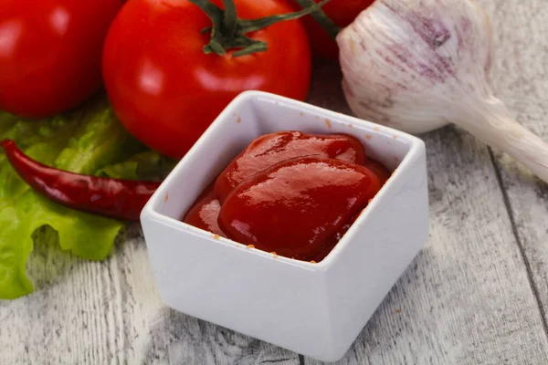 Molho Ketchup Tomate Servido Pimenta Alho — Fotografia de Stock