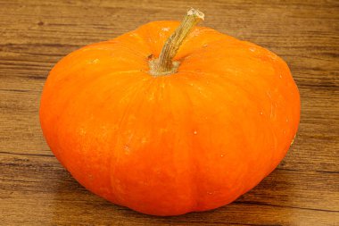 Olgun balkabağı - pişirmeye hazır